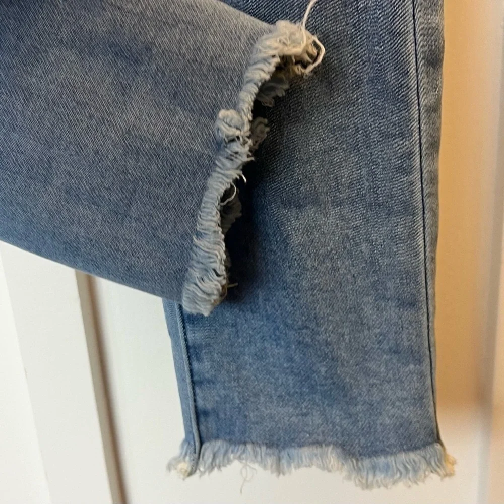 American Eagle Highest Rise Jegging CROP Women’s 6 Blue Level Stretch Distressed - Picture 3 of 11